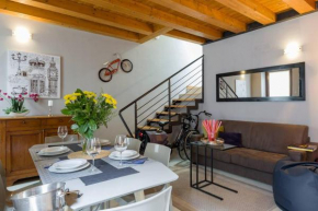 ***Penthouse 4 Min to Arena inside fortress wall !